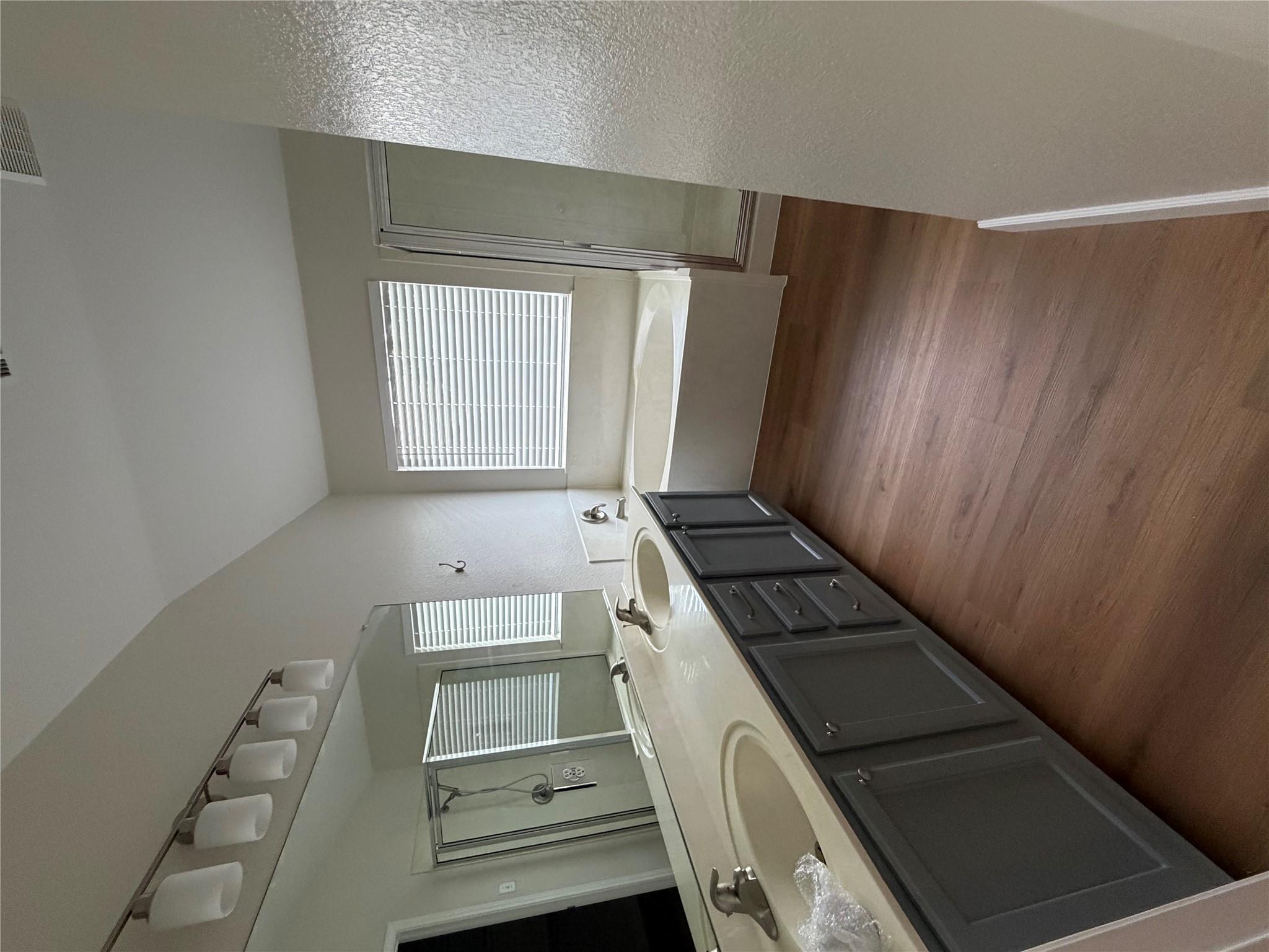 4604 Ramies Run Property Photo 21