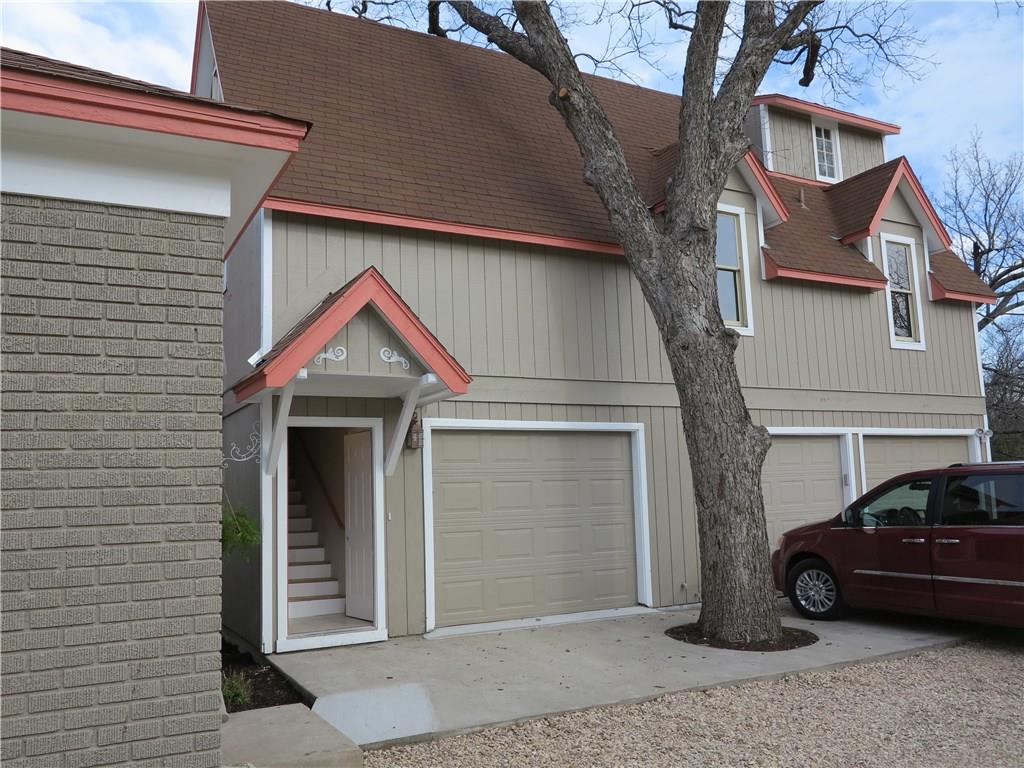 310 W University Ave #b Property Photo 1