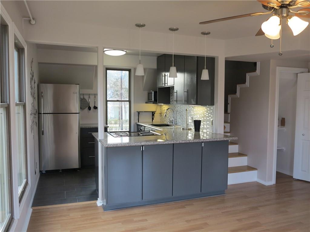 310 W University Ave #b Property Photo 4