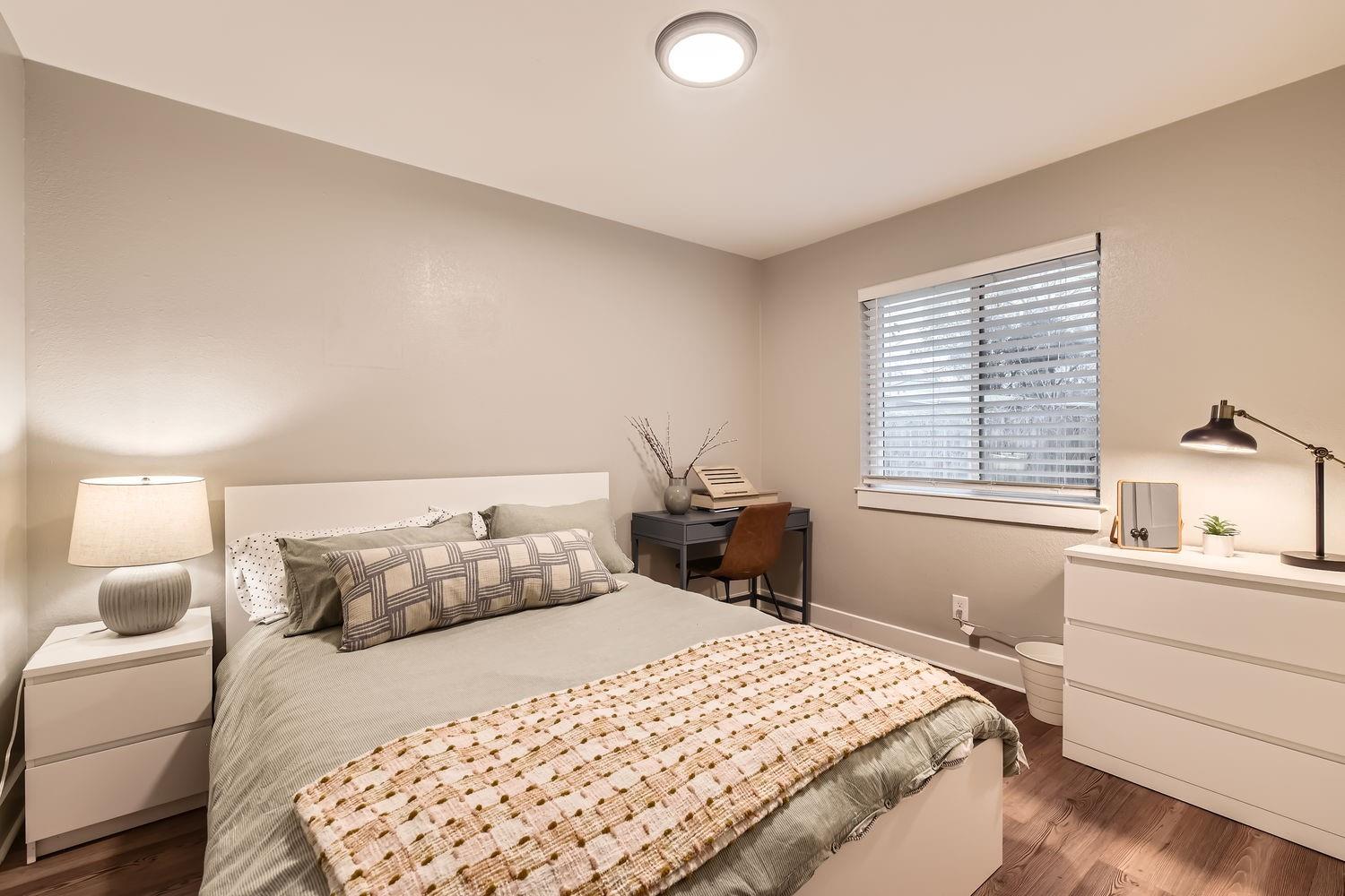 6108 Calmar Cv #b Property Photo 20