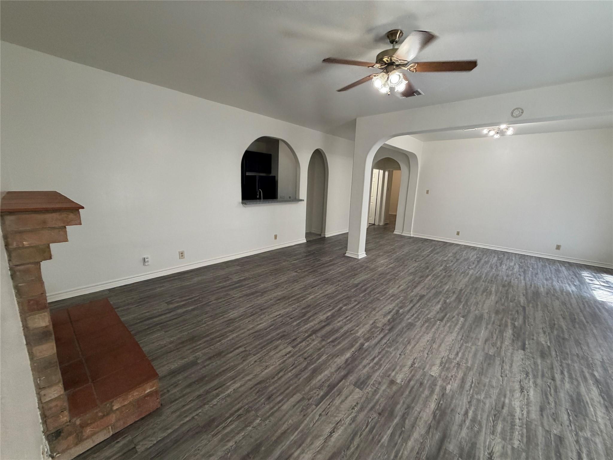 2605 Alcott Ln #b Property Photo 3