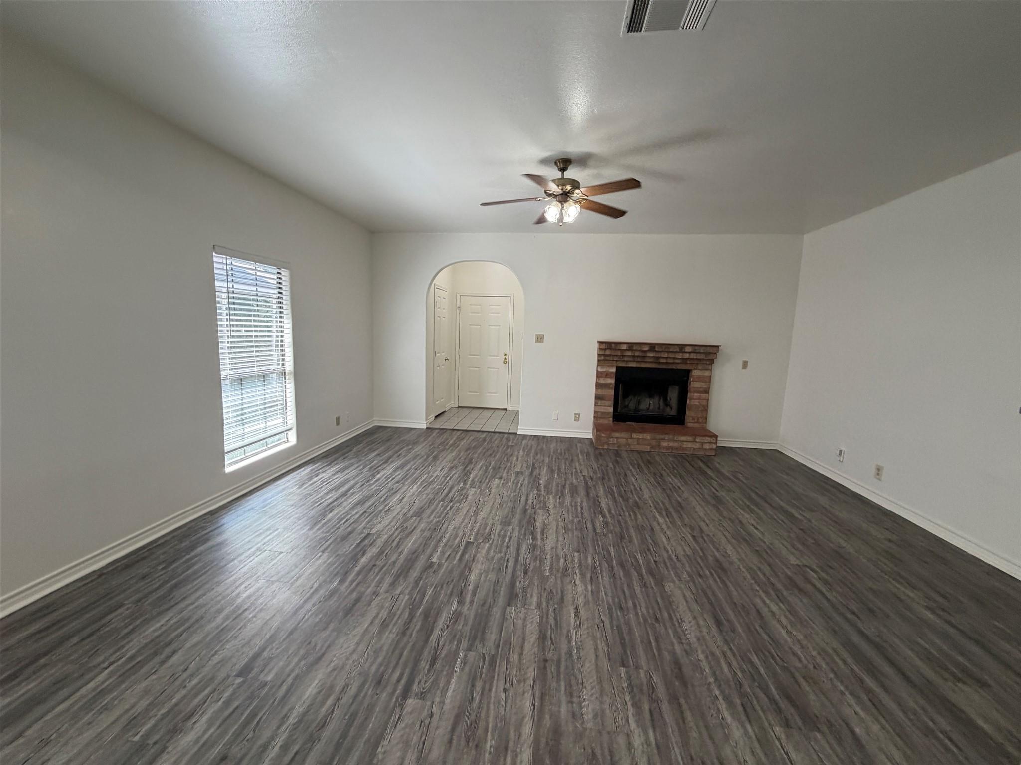2605 Alcott Ln #b Property Photo 4