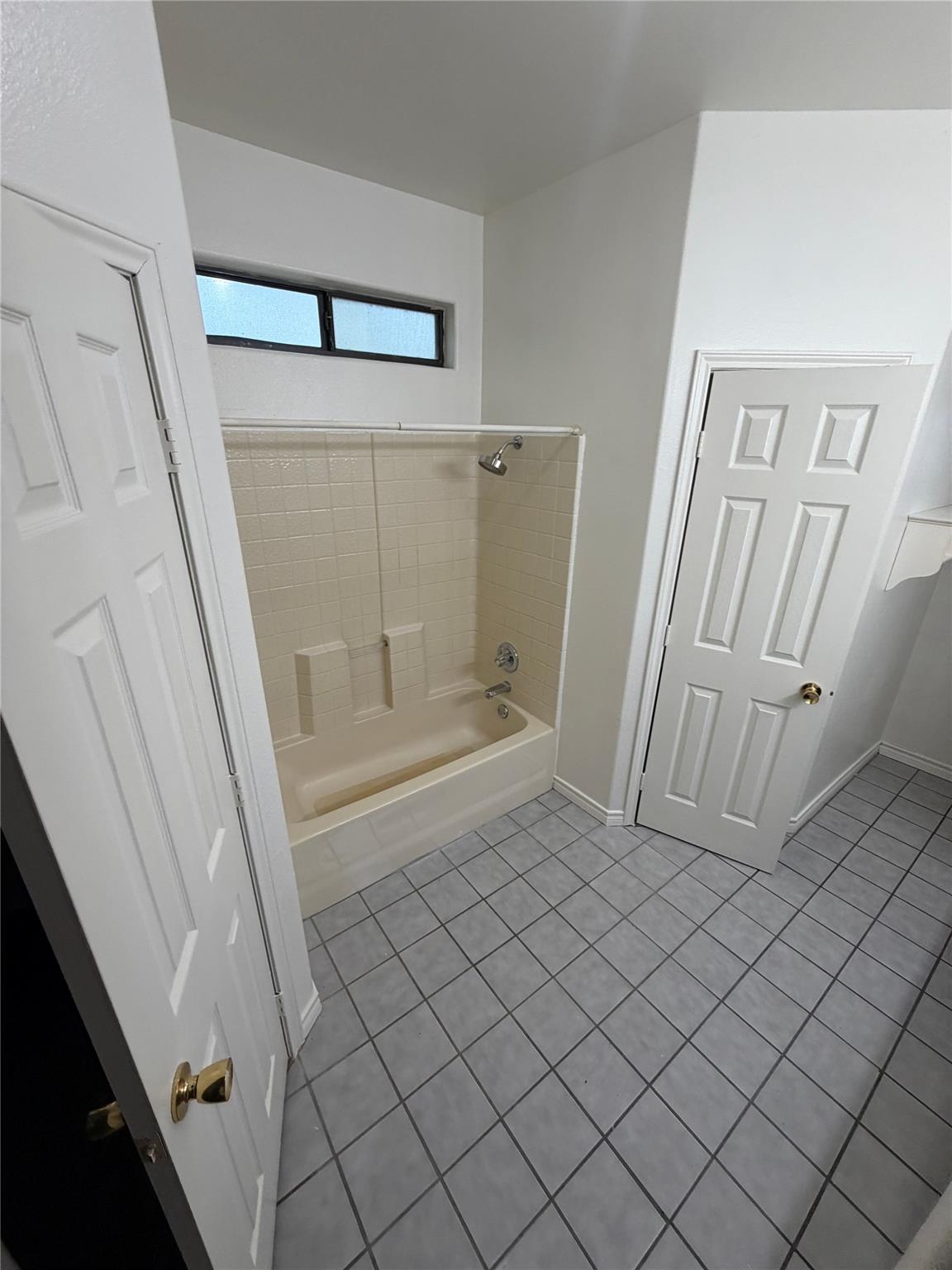 2605 Alcott Ln #b Property Photo 11