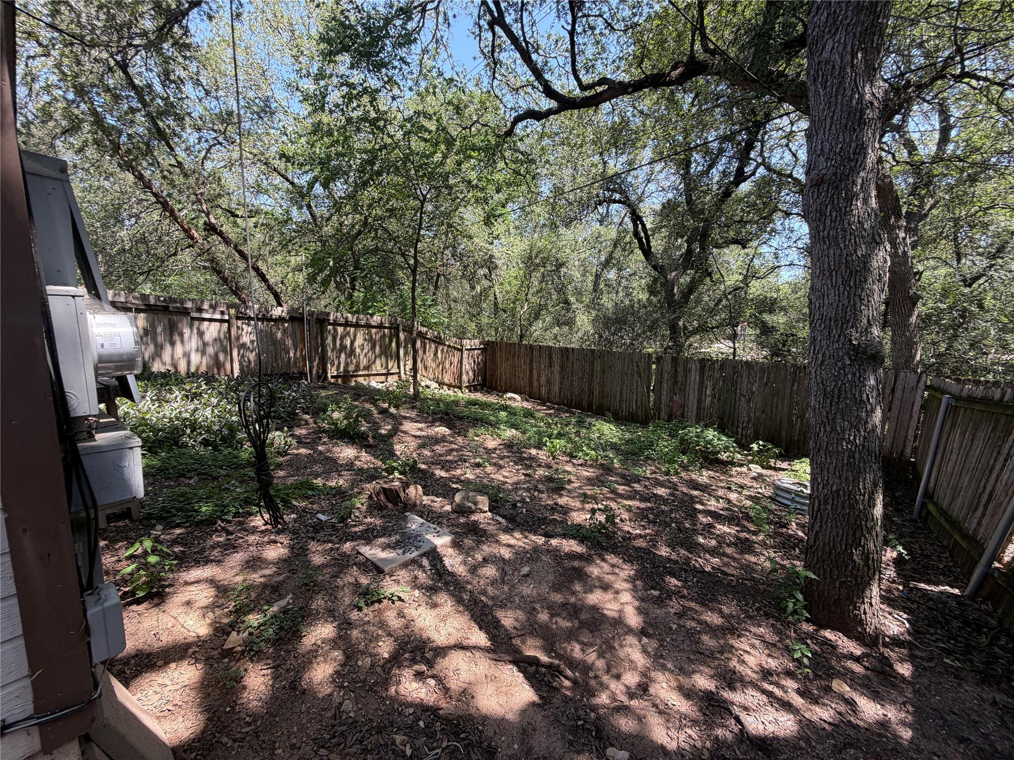 2605 Alcott Ln #b Property Photo 17