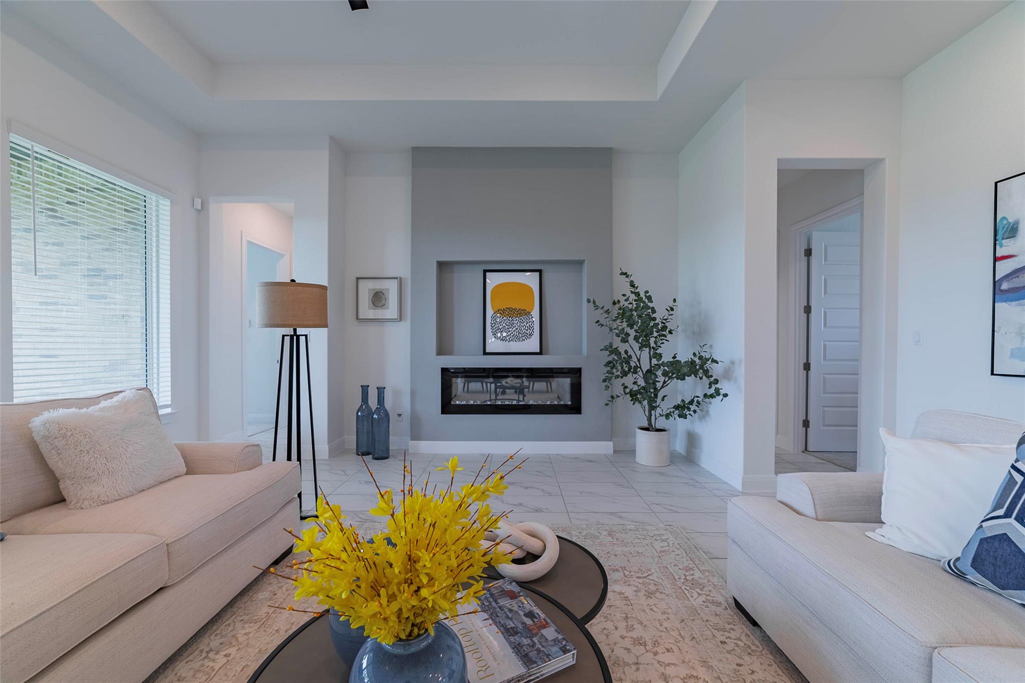 101 Woodstock Cir Property Photo 3