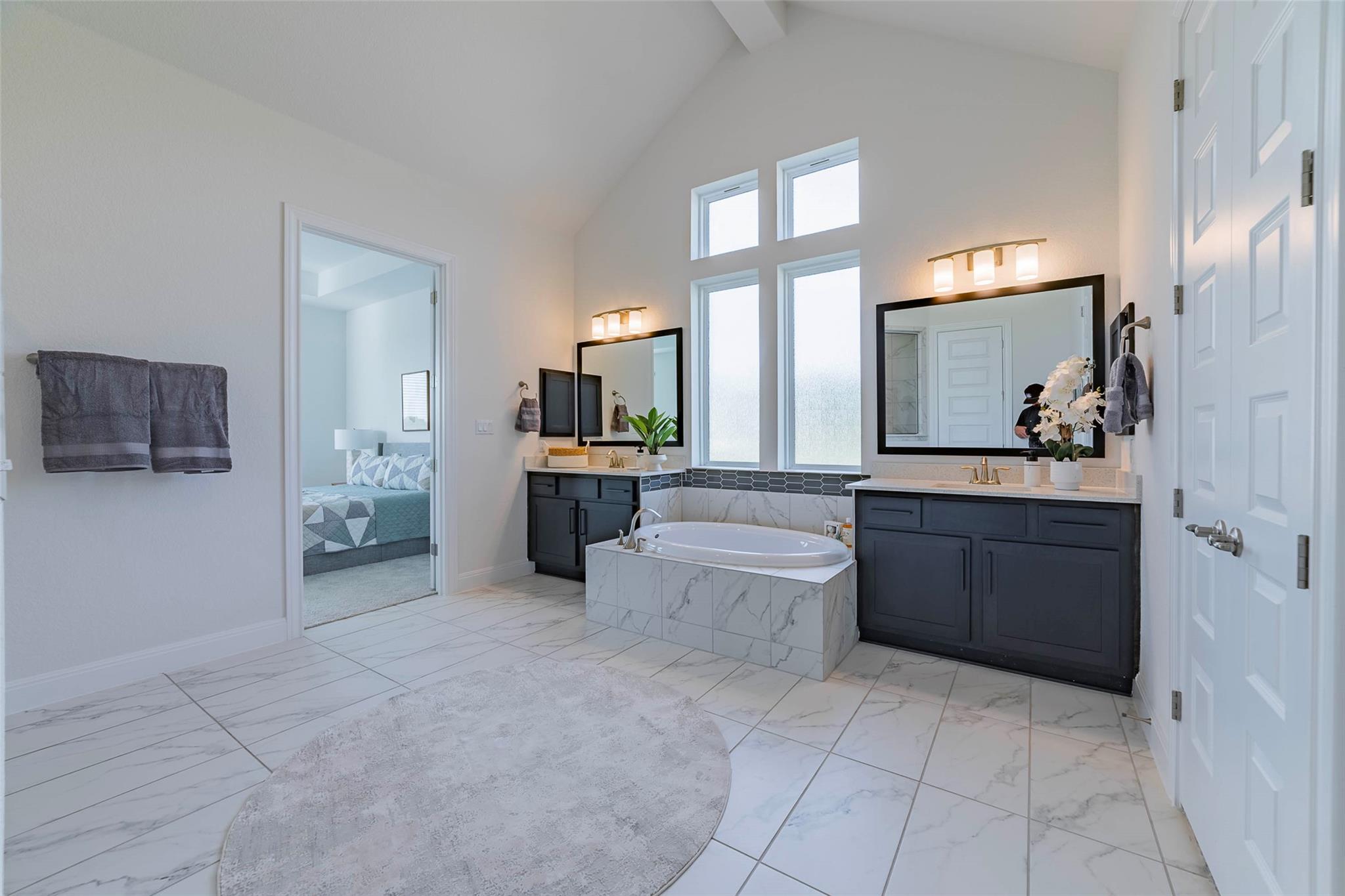 101 Woodstock Cir Property Photo 14