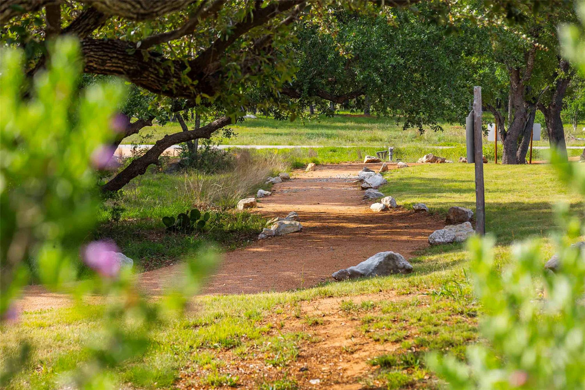 101 Woodstock Cir Property Photo 38