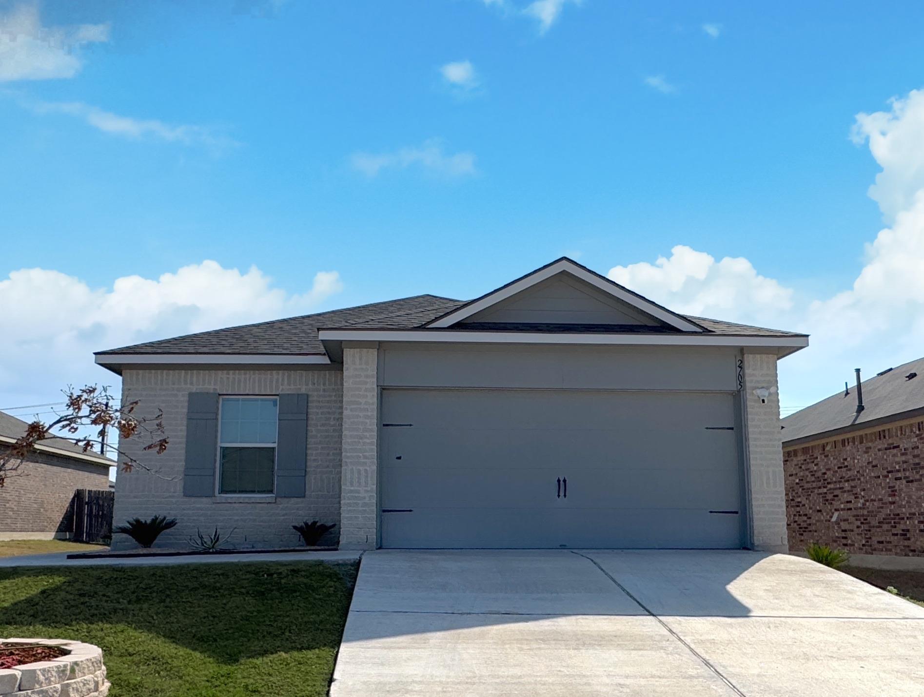 2705 Bridekirk Dr Property Photo 2