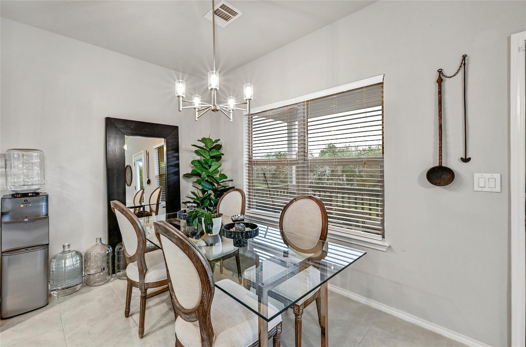 1302 Ponderosa Bnd Property Photo 14