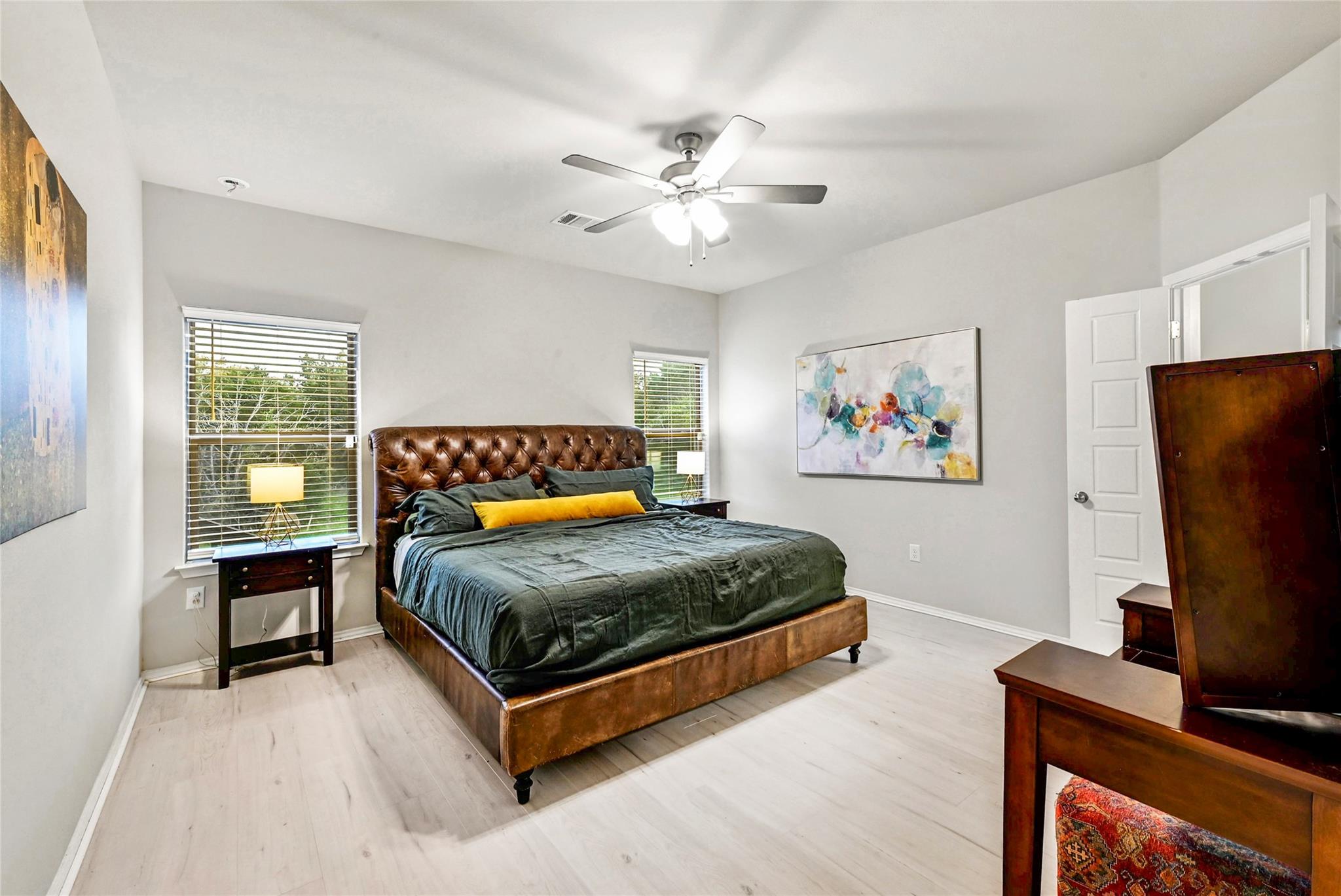 1302 Ponderosa Bnd Property Photo 15