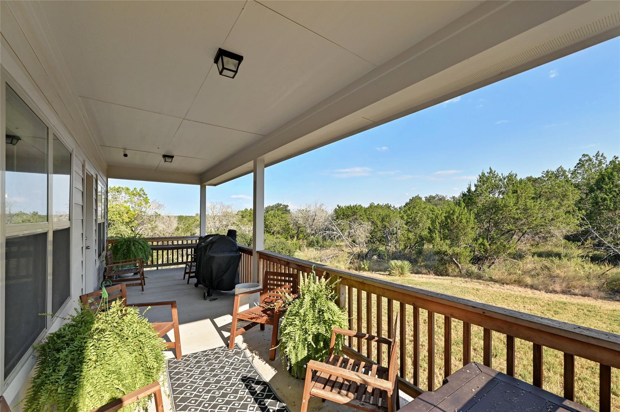 1302 Ponderosa Bnd Property Photo 25