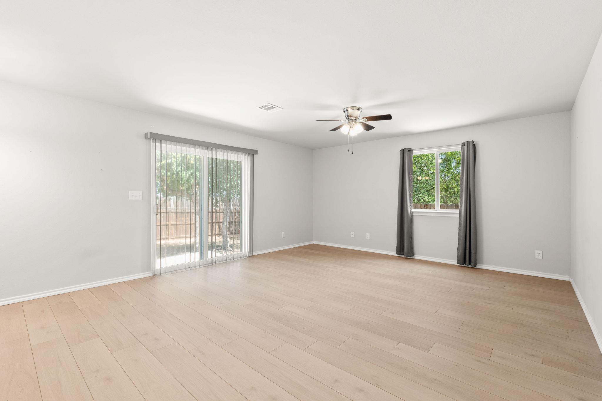 112 Brianna Cir Property Photo 4