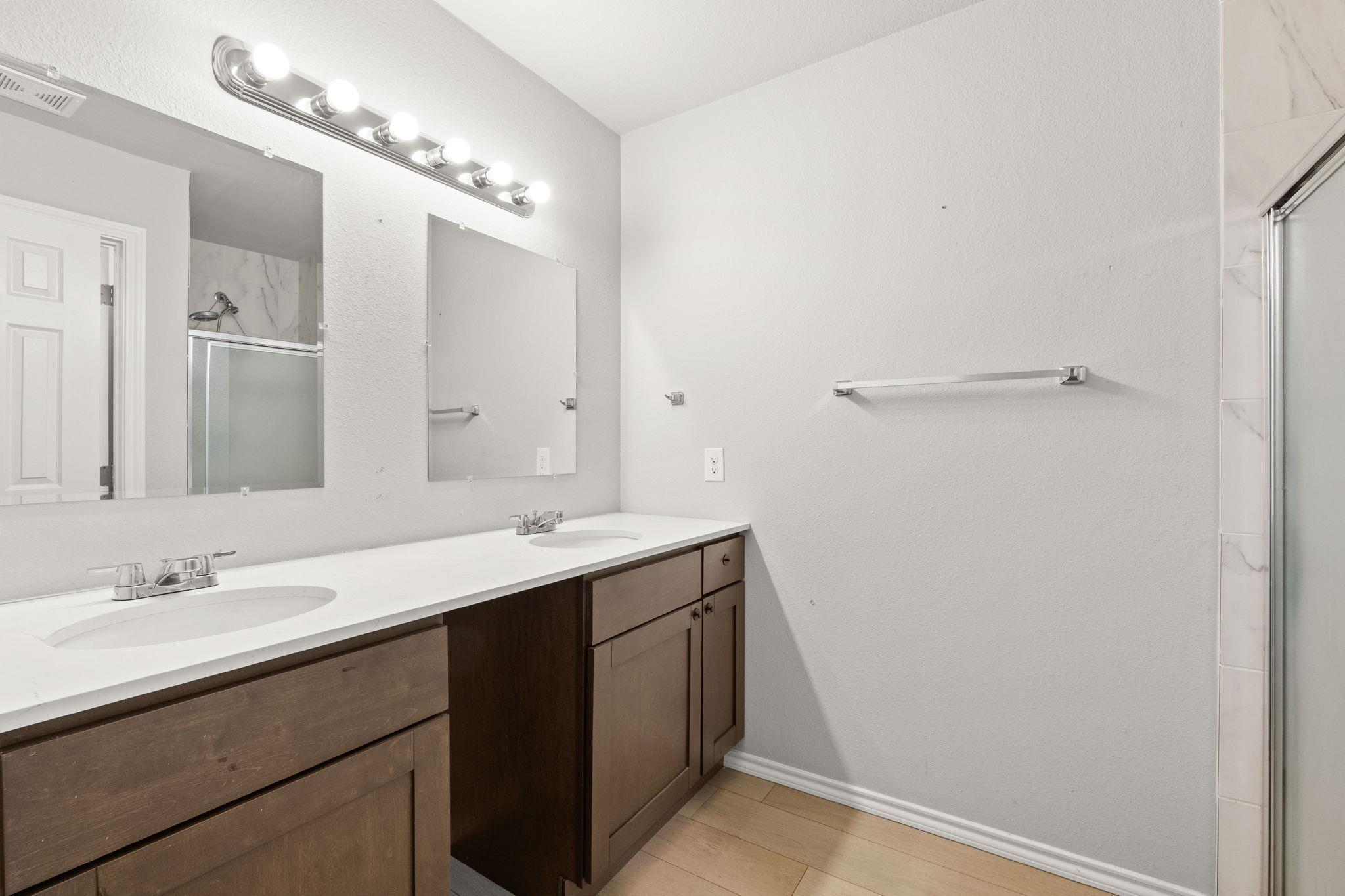 112 Brianna Cir Property Photo 16