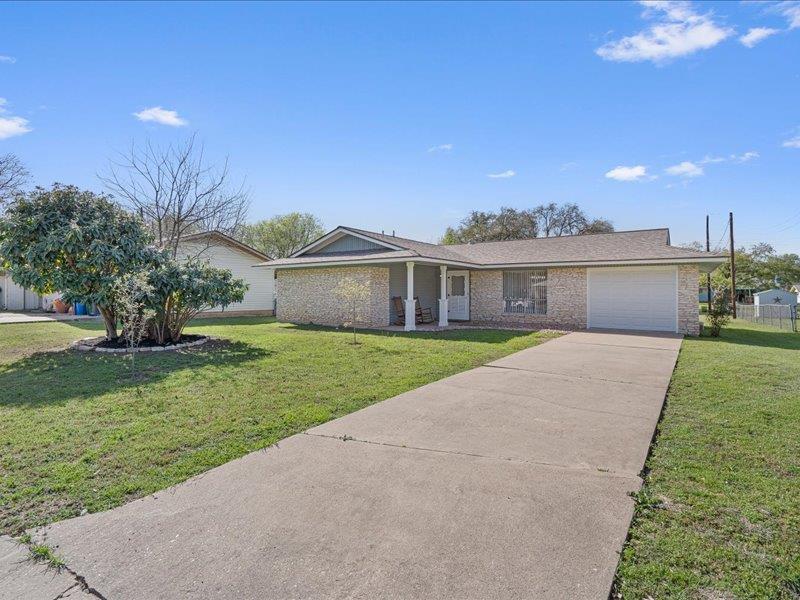1312 Hyman Ln Property Photo 2