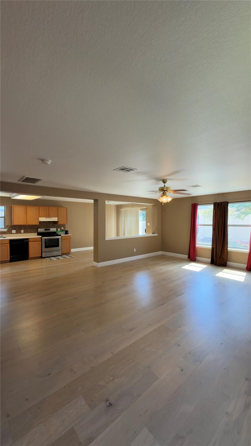 2318 Mccook Dr Property Photo 3