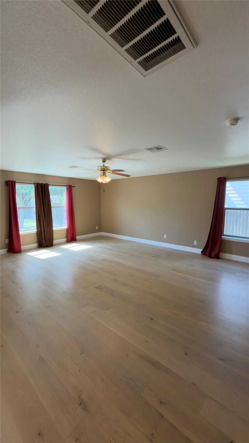 2318 Mccook Dr Property Photo 4