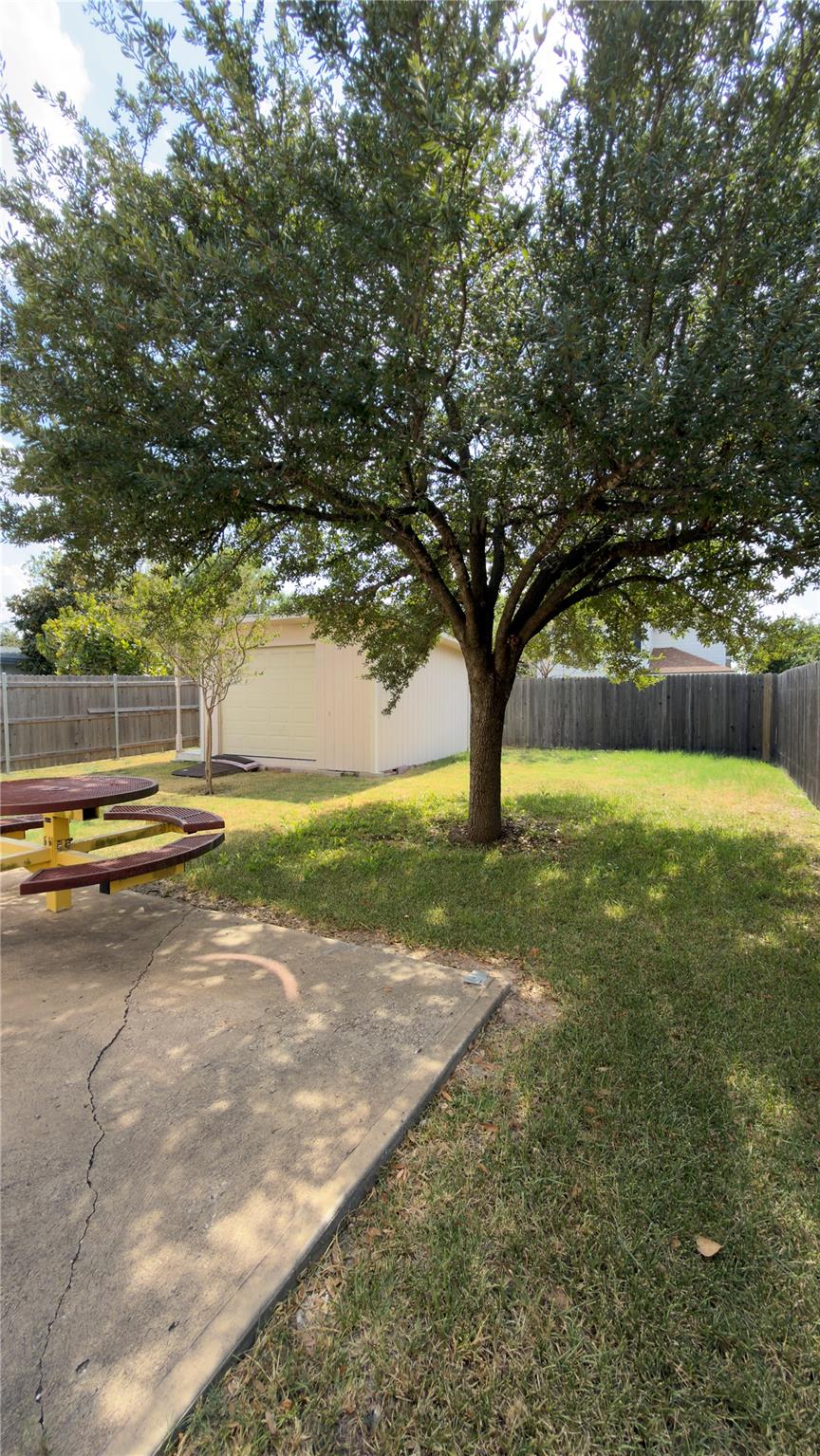 2318 Mccook Dr Property Photo 18