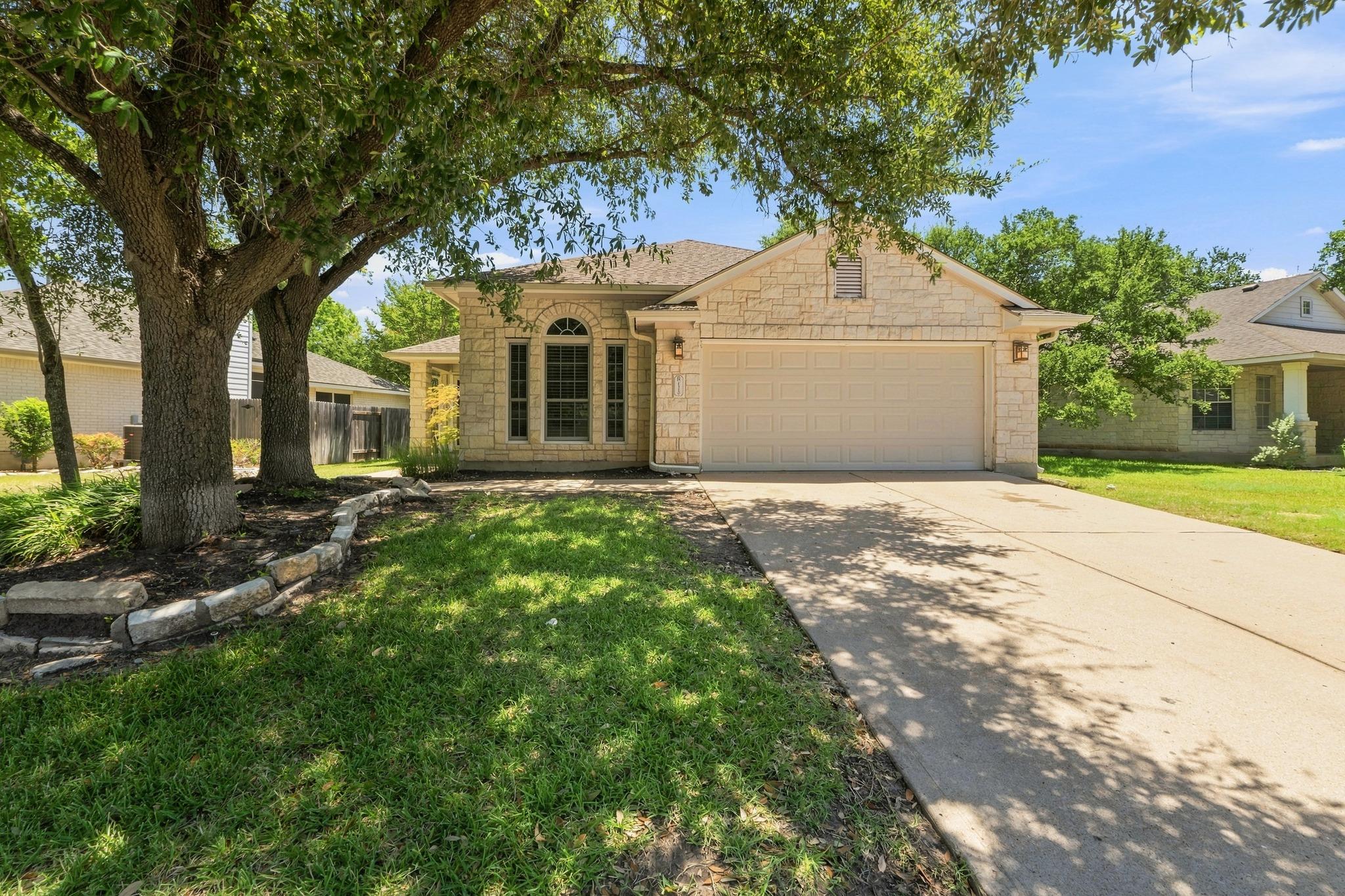 1310 Brighton Bend Ln Property Photo 1