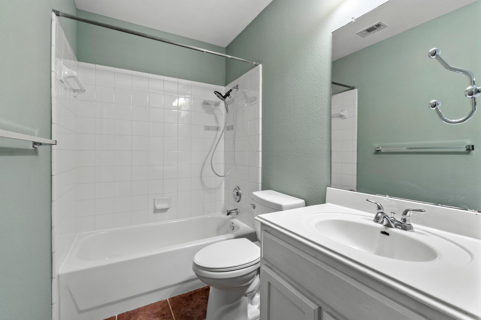 1310 Brighton Bend Ln Property Photo 25