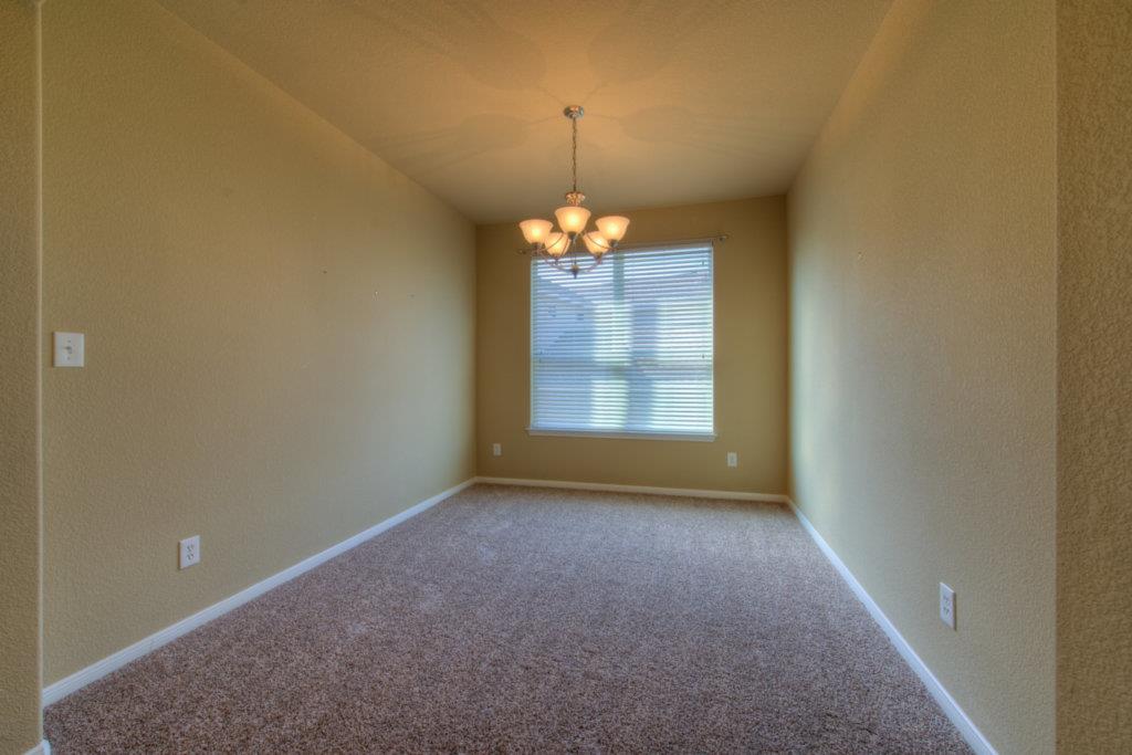 403 Limestone Trl Property Photo 5