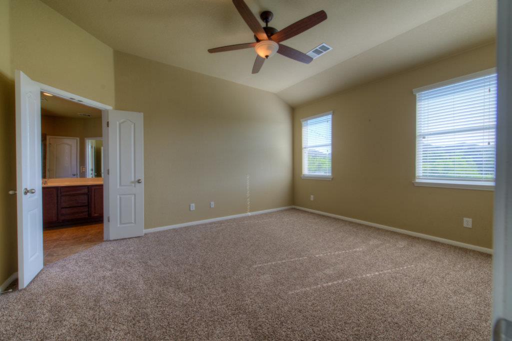 403 Limestone Trl Property Photo 14