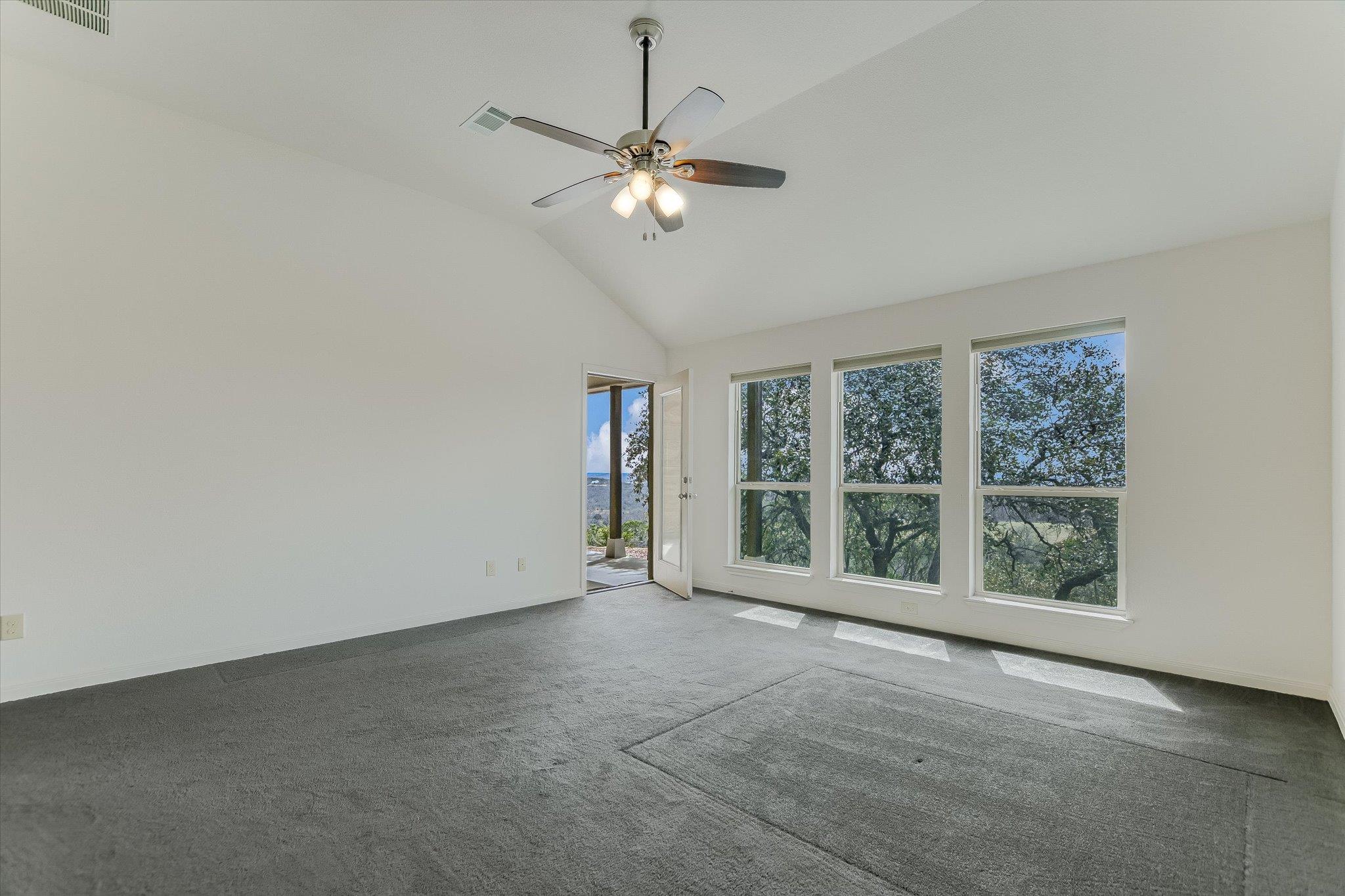 851 Stone Mountain Dr Property Photo 13