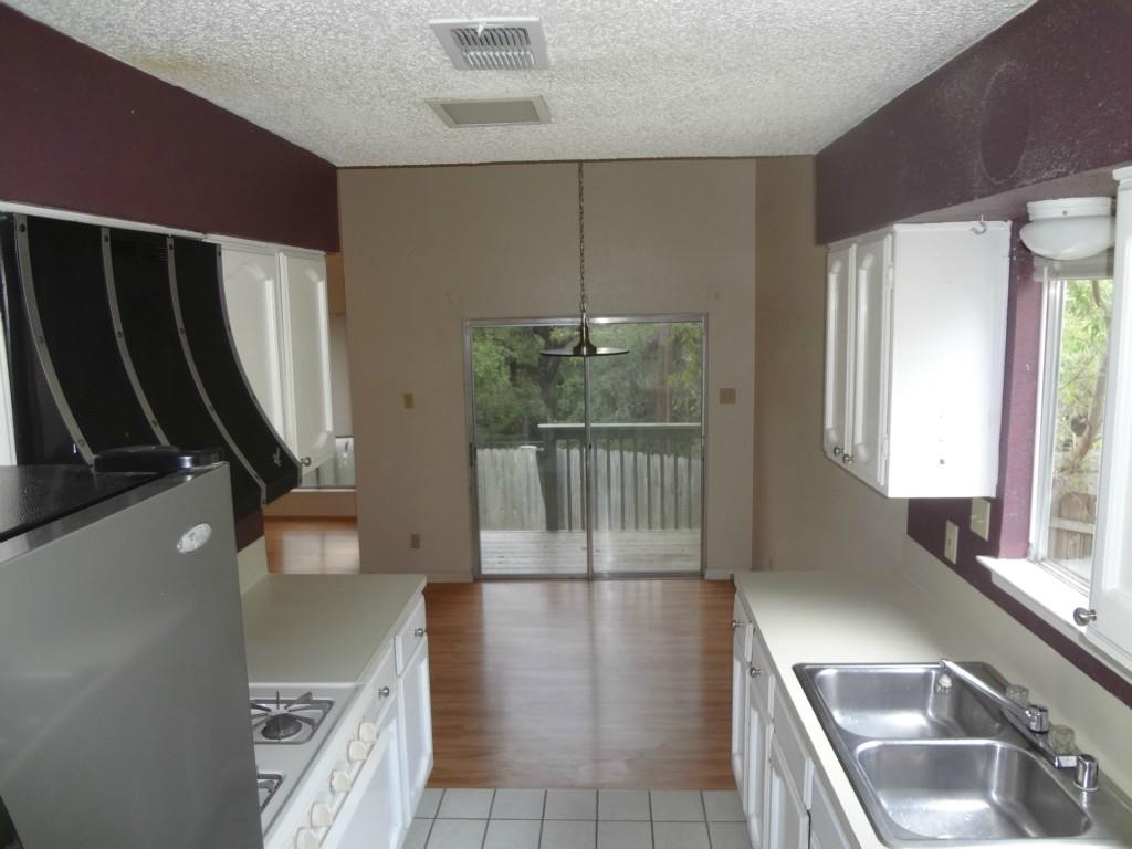 9100 Wildridge Dr #102 Property Photo 7