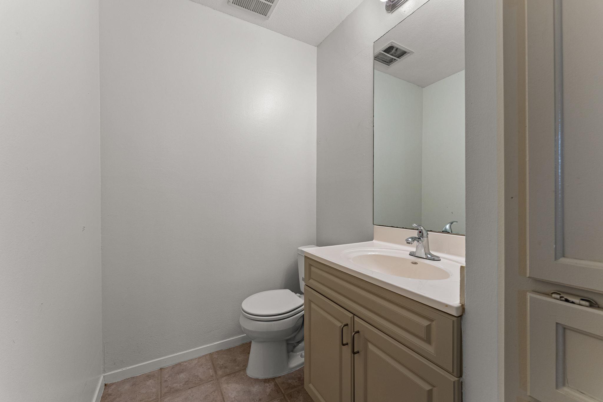 8340 Fathom Cir #303 Property Photo 10