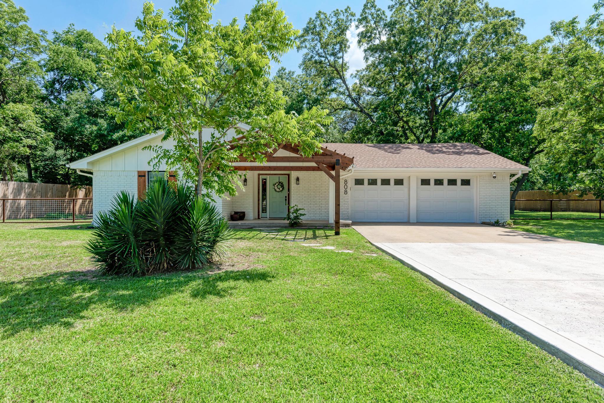 808 S Gabriel Dr Property Photo 1