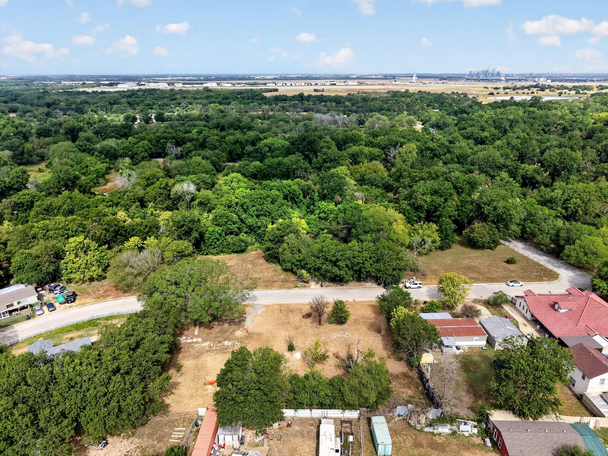 4701 Whirlaway St Property Photo 3