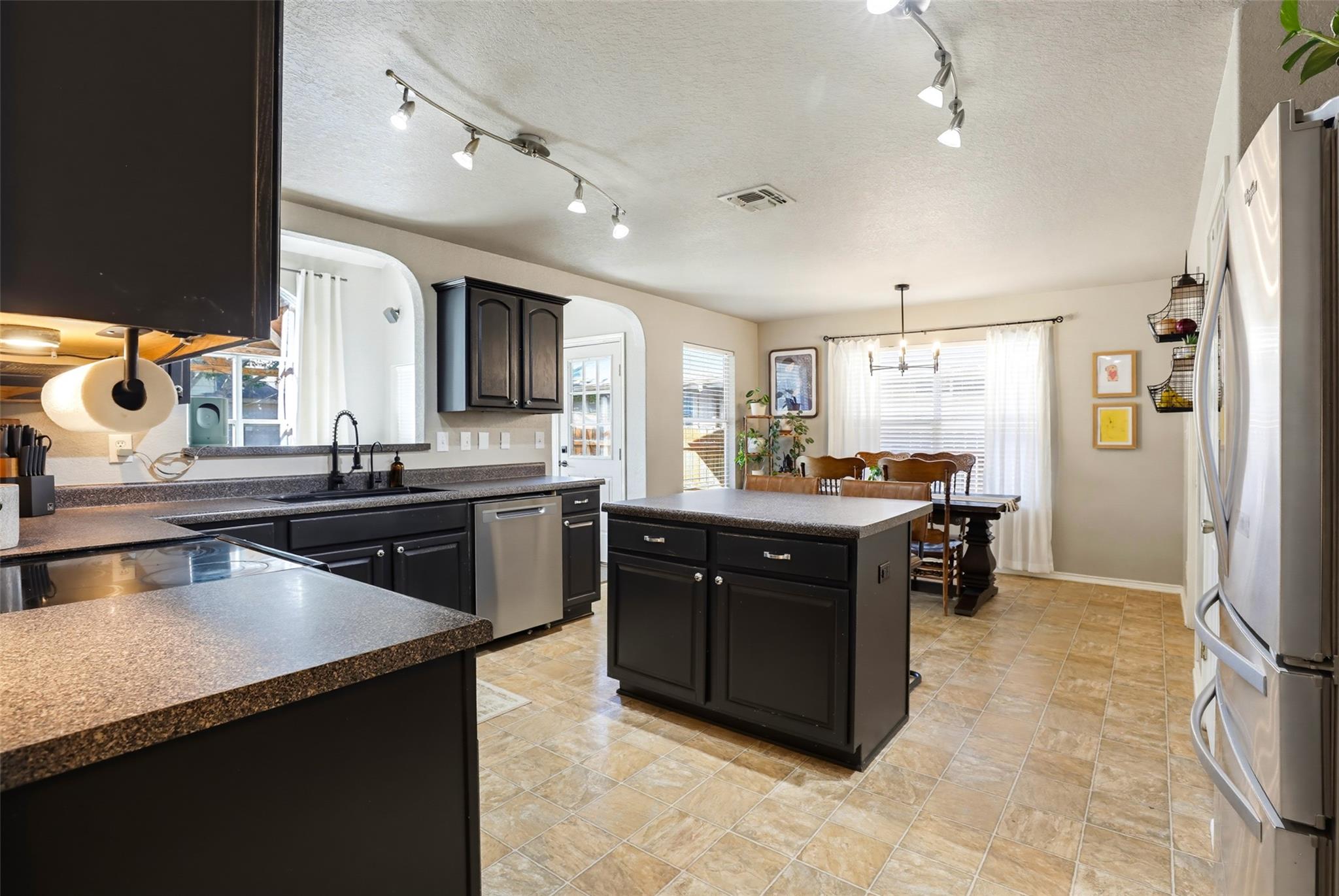 518 Bandera Cir Cir Property Photo 17