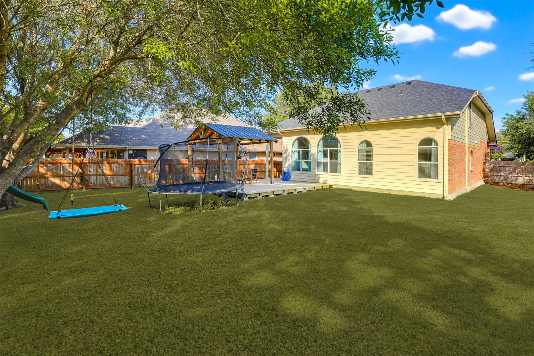 518 Bandera Cir Cir Property Photo 35