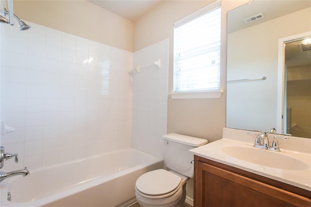 1521 Huckleberry Ln Property Photo 17