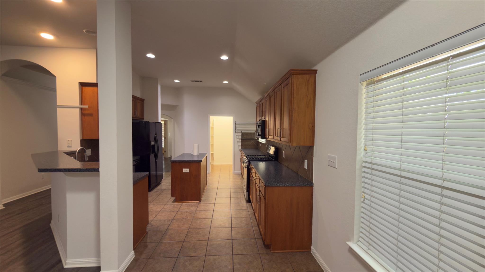 9628 Morgan Creek Dr Property Photo 5