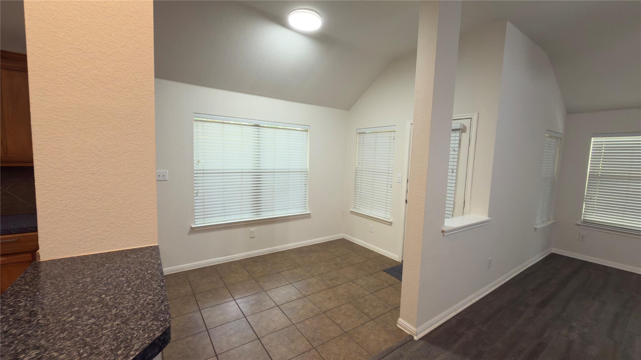 9628 Morgan Creek Dr Property Photo 6