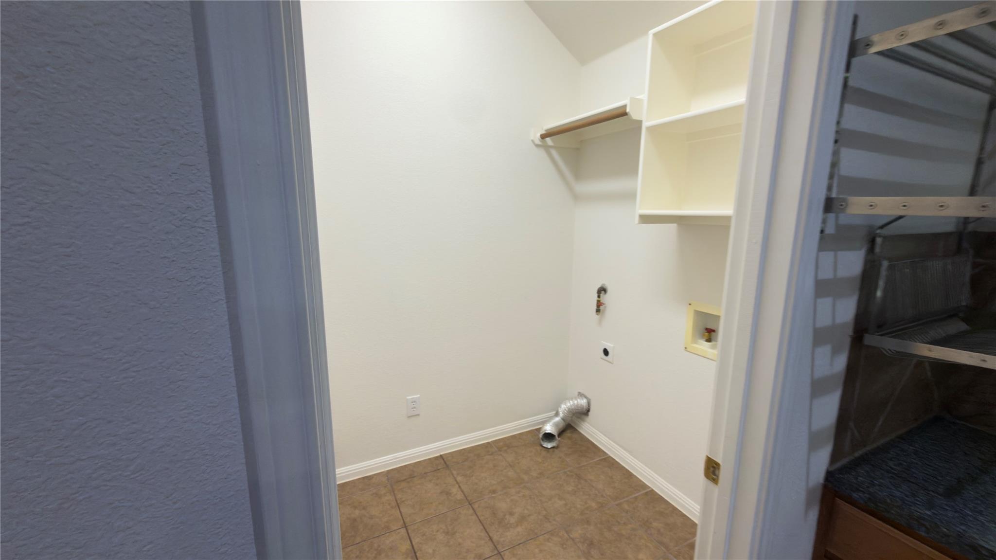 9628 Morgan Creek Dr Property Photo 14