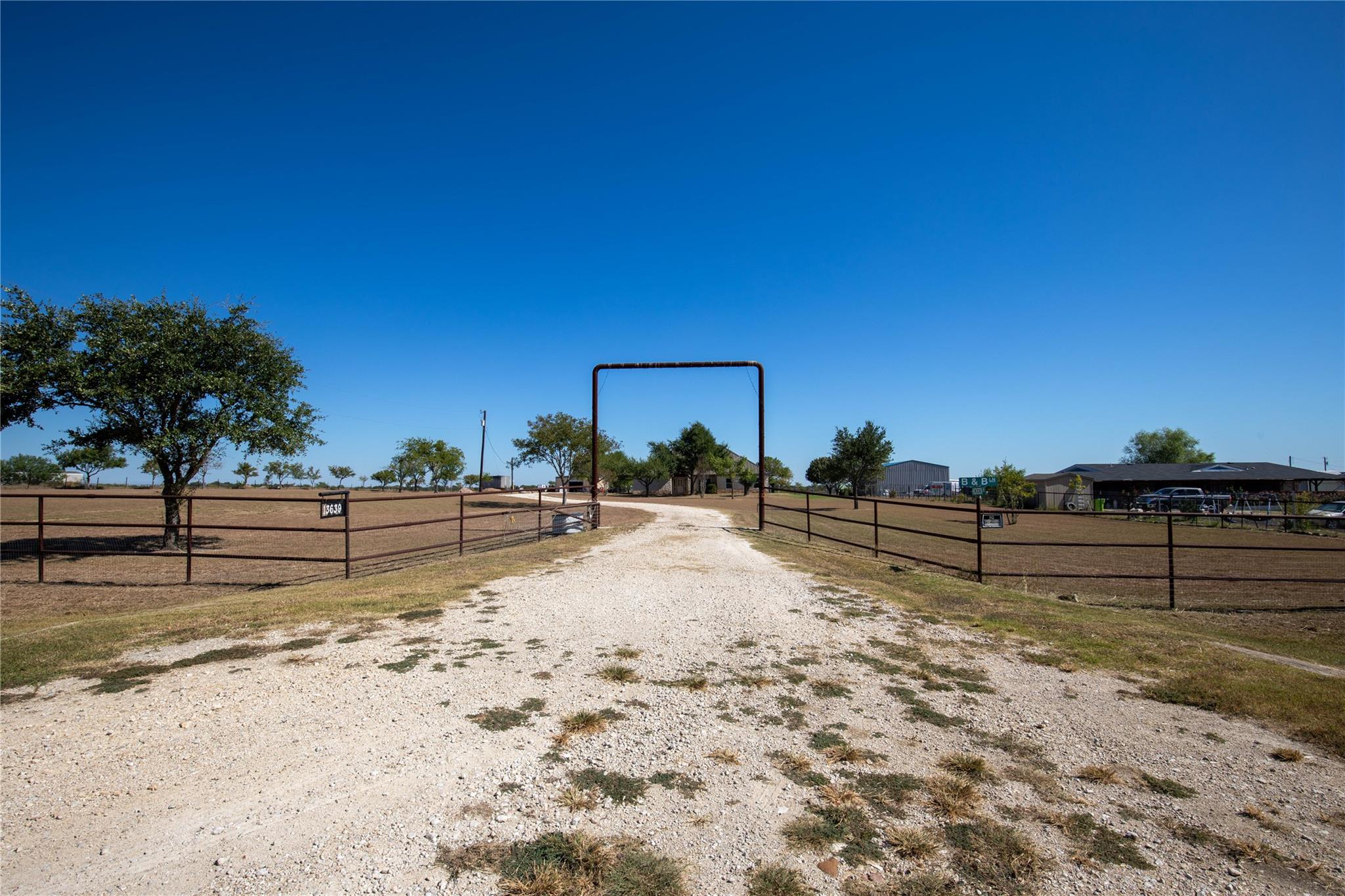 13639 Abrahamson Rd Property Photo 26