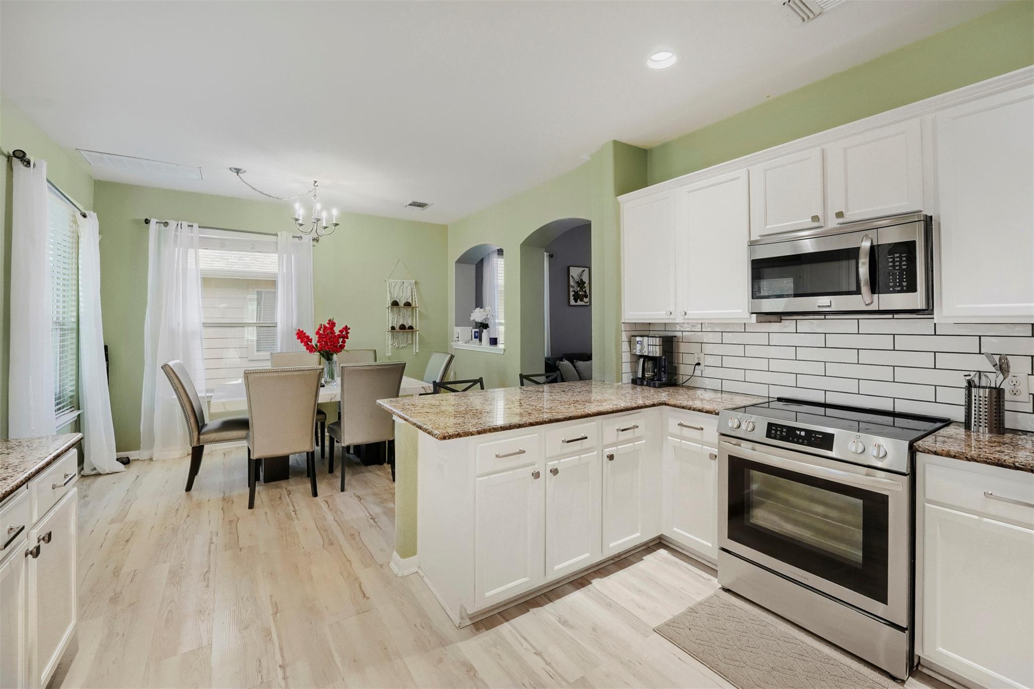 12116 Walter Vaughn Dr Property Photo 7