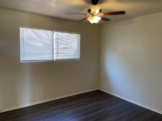 809 Plumpton Dr Property Photo 9