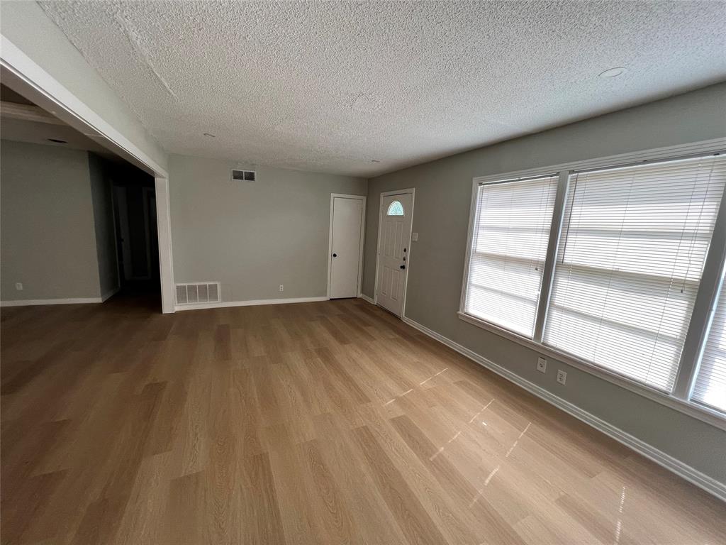 4827693 Property Photo 6