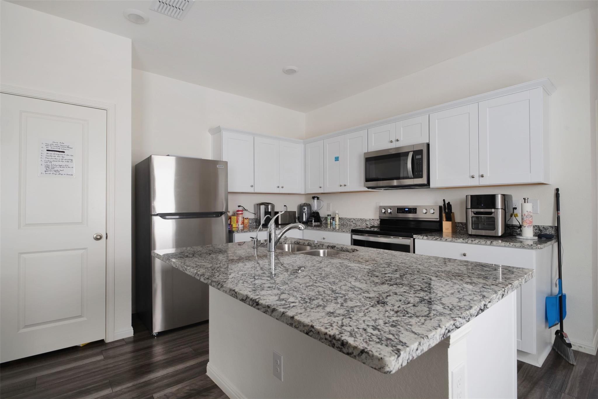 206 Gemsbok Rd Property Photo 12