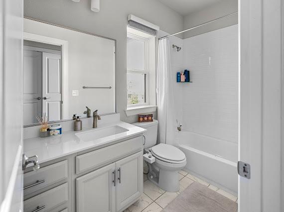 4322 Stromquist St Property Photo 21