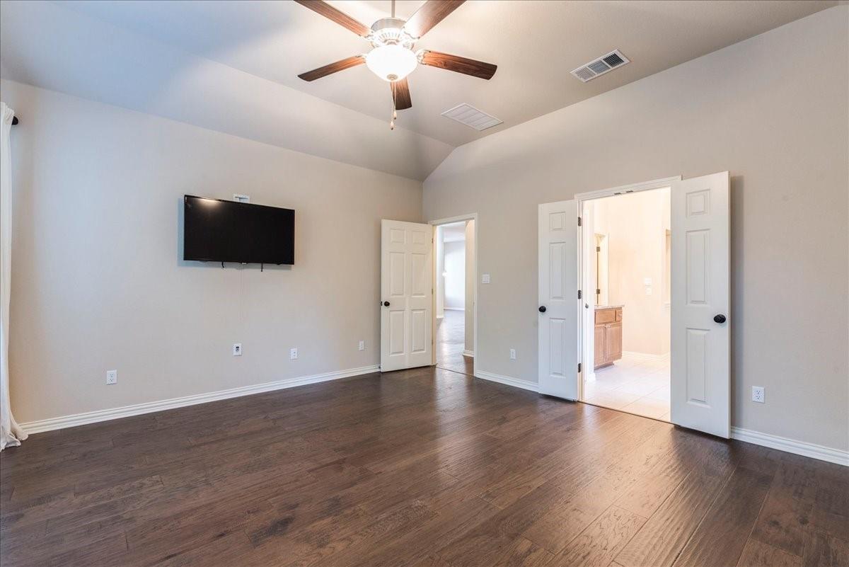 601 Painted Creek Way Property Photo 26