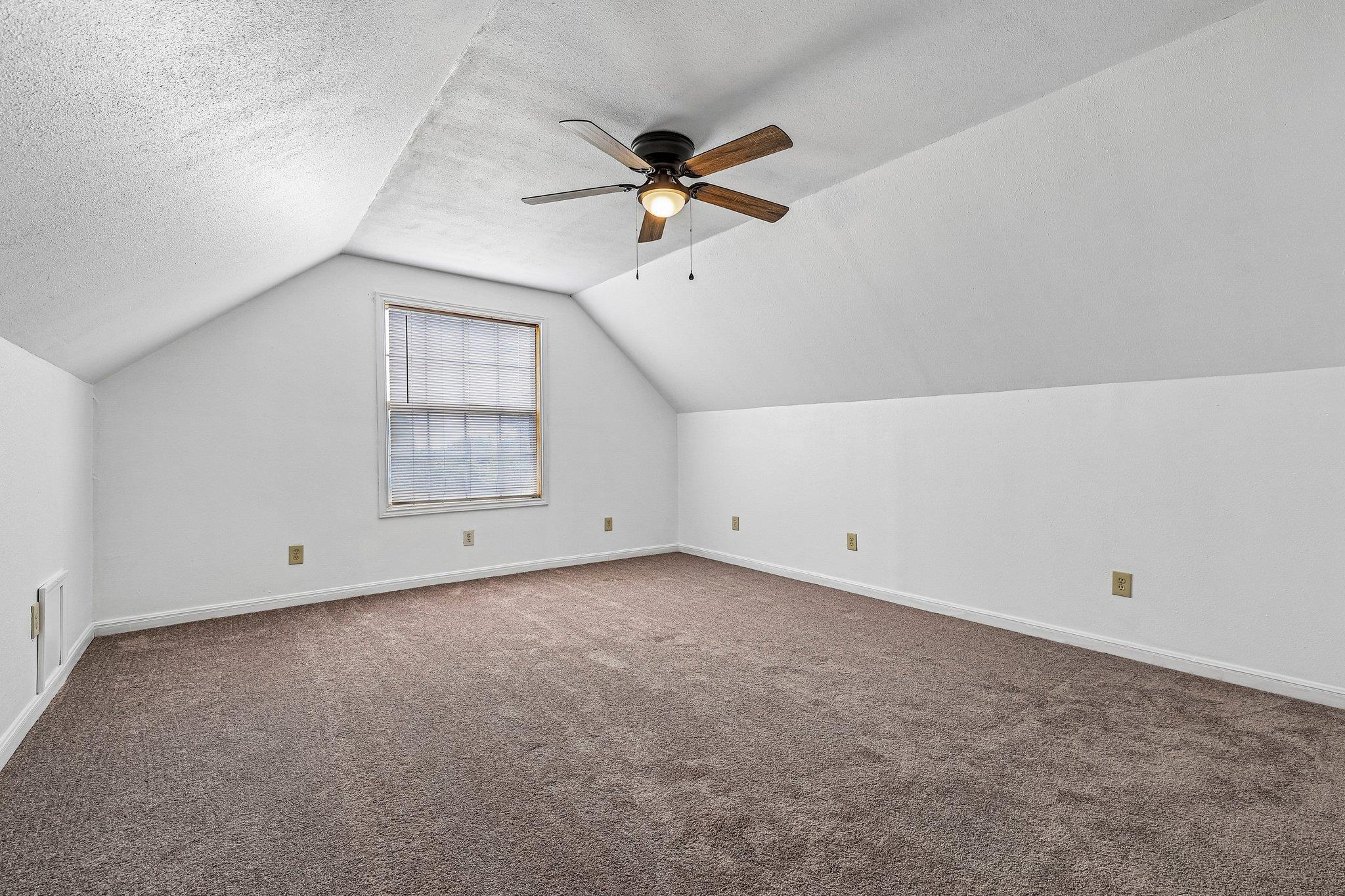 122 Dodd Preston Rd Property Photo 26