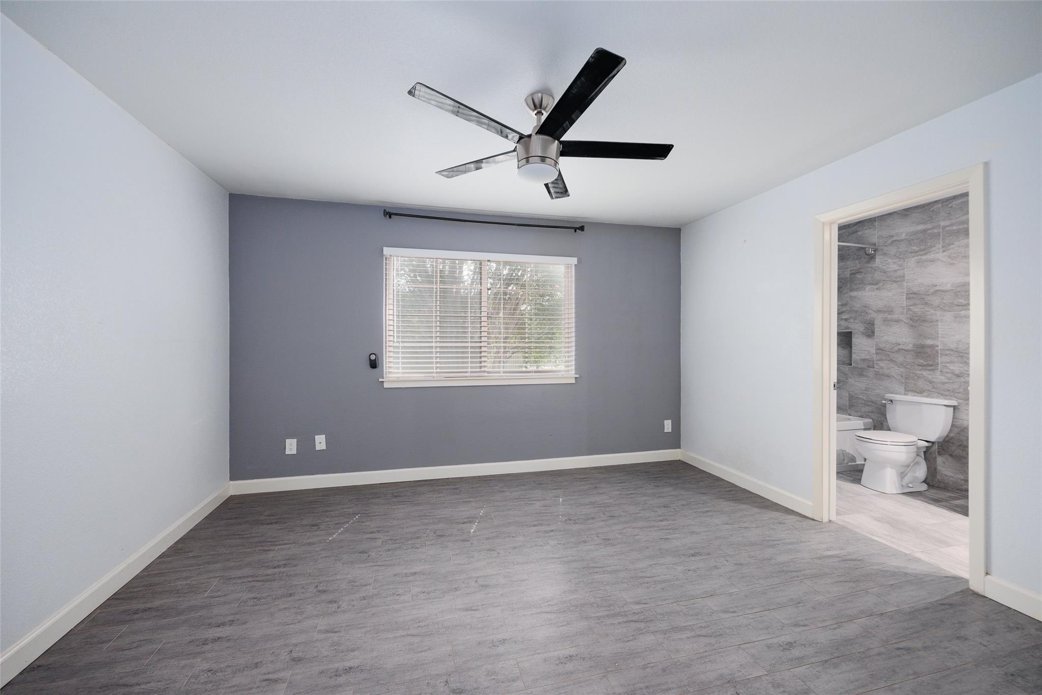 802 Prince Valiant Dr Property Photo 12