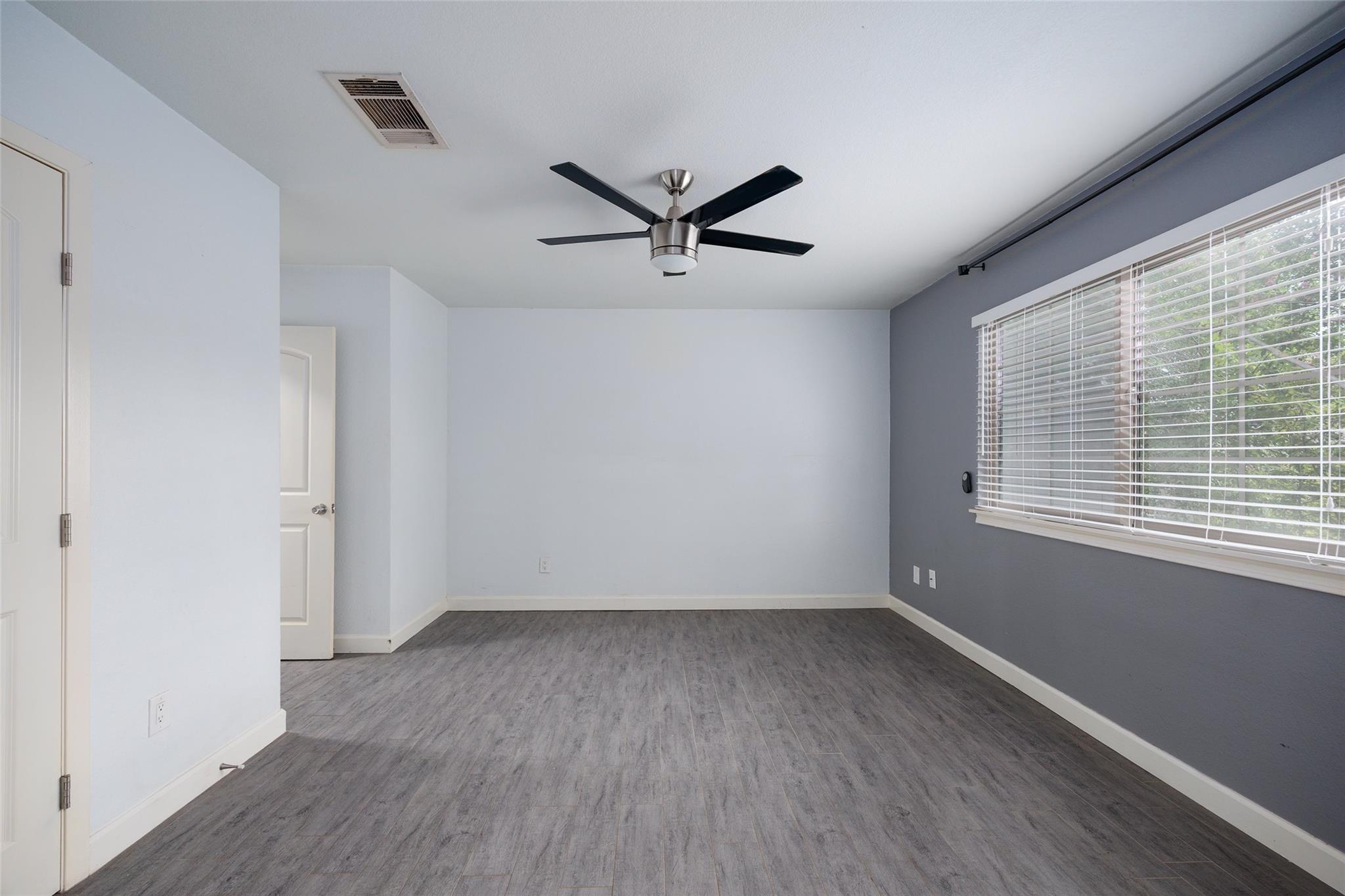 802 Prince Valiant Dr Property Photo 13