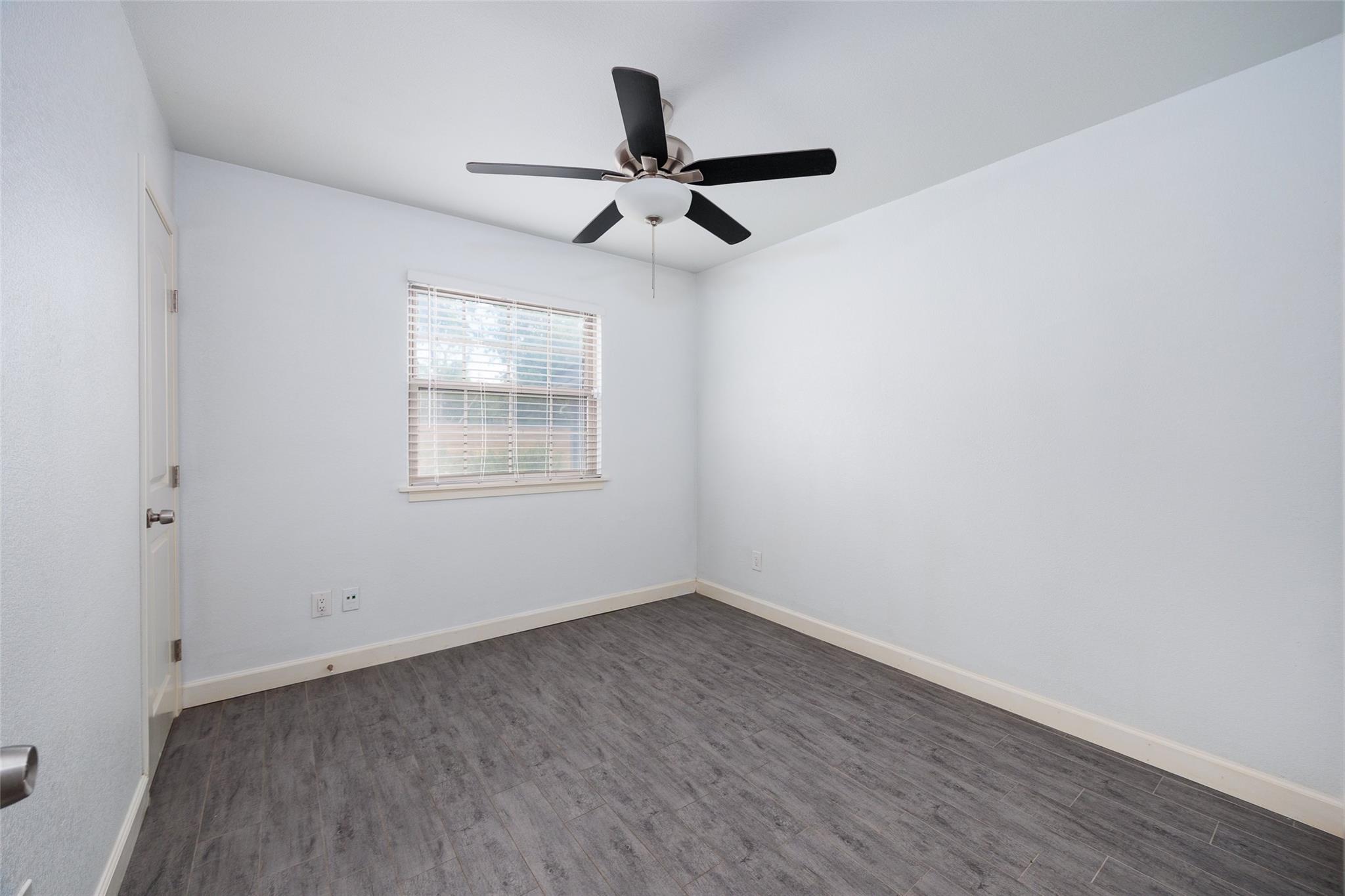 802 Prince Valiant Dr Property Photo 16