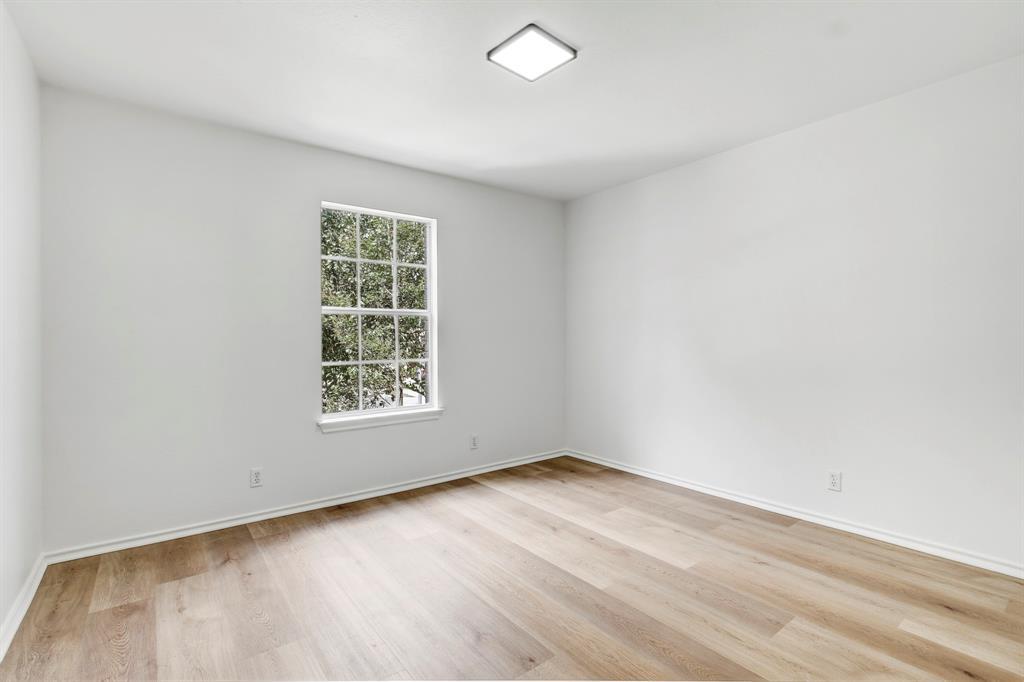 16803-1 Bailey Jean Dr Property Photo 27