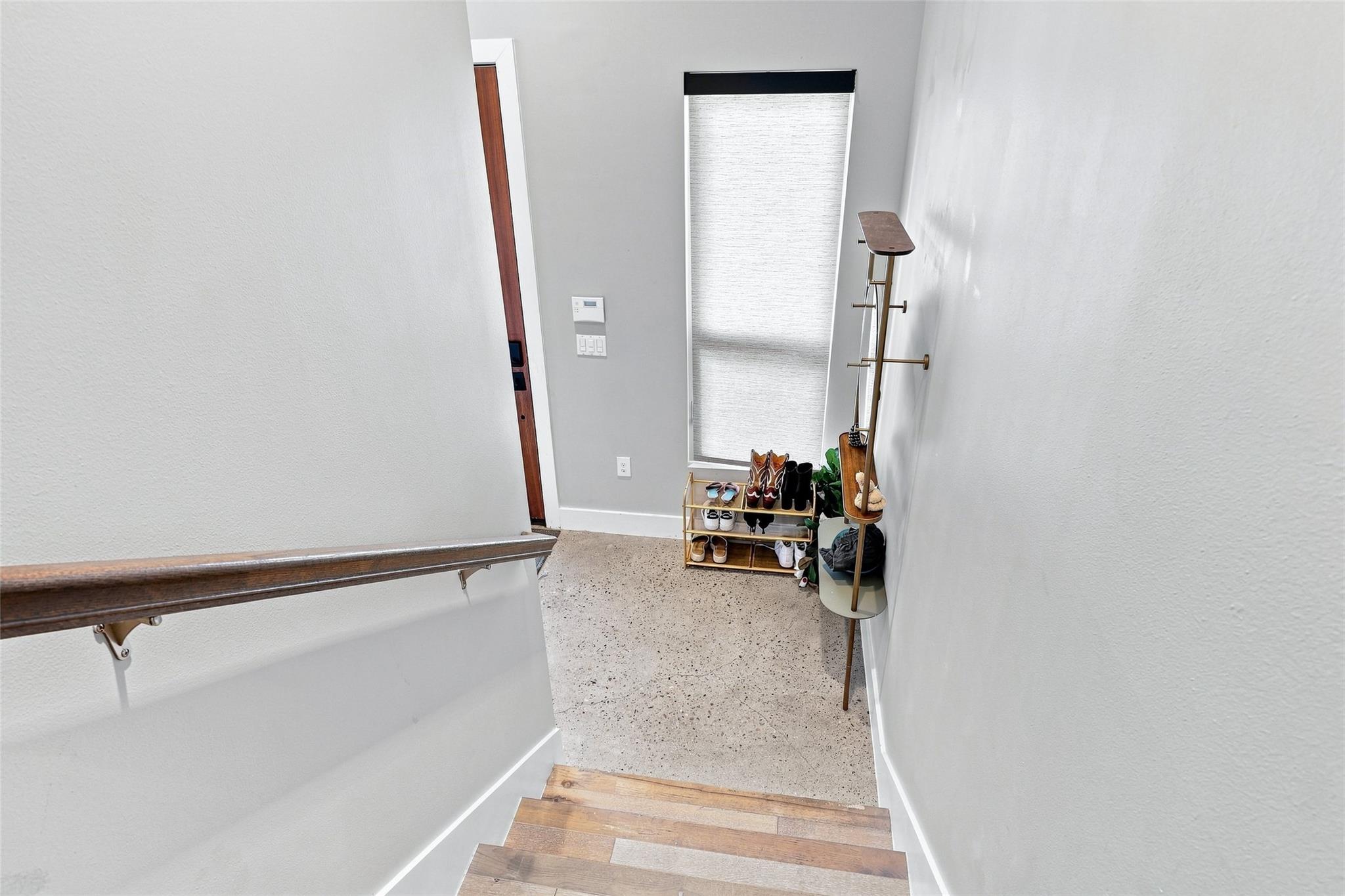 2800 Crest Ave #b Property Photo 4