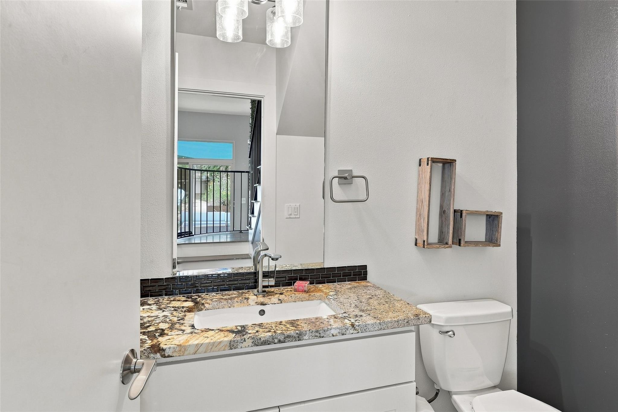 2800 Crest Ave #b Property Photo 17